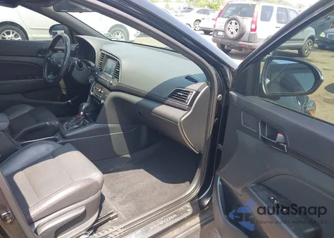 2018 Hyundai Elantra Sport z USA, uszkodzony, nr VIN KMHD04LBXJU451335